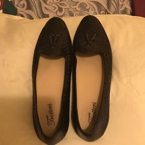 Trotters leather flats